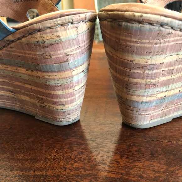 Born Wedge Sandals - Picture 4 of 9